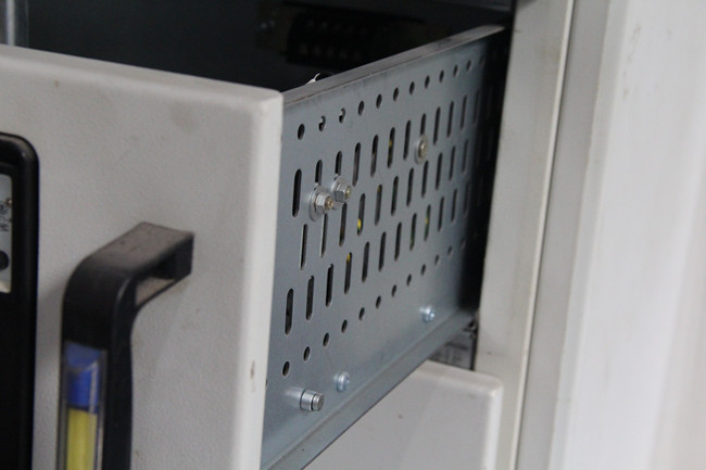 紫電電氣_開(kāi)關(guān)柜運(yùn)行中突然跳閘的原因及處理措施 紫電電氣_開(kāi)關(guān)柜運(yùn)行中突然跳閘的原因及處理措施