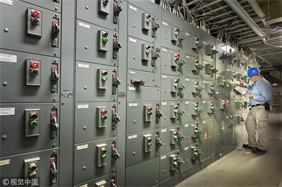 低壓開(kāi)關(guān)設(shè)備的正常停、送電操作流程